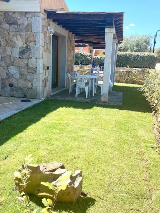 Villa Azzurra Sul Mare Budoni Exterior foto